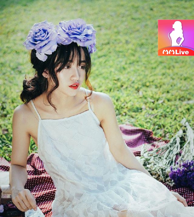 Hot girl tuổi Dậu 9X Hà Mốc