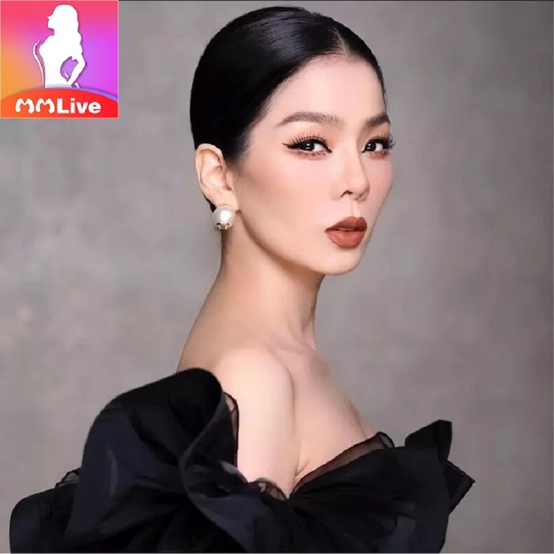Lệ Quyên thuộc tuýp người hơi cổ điển
