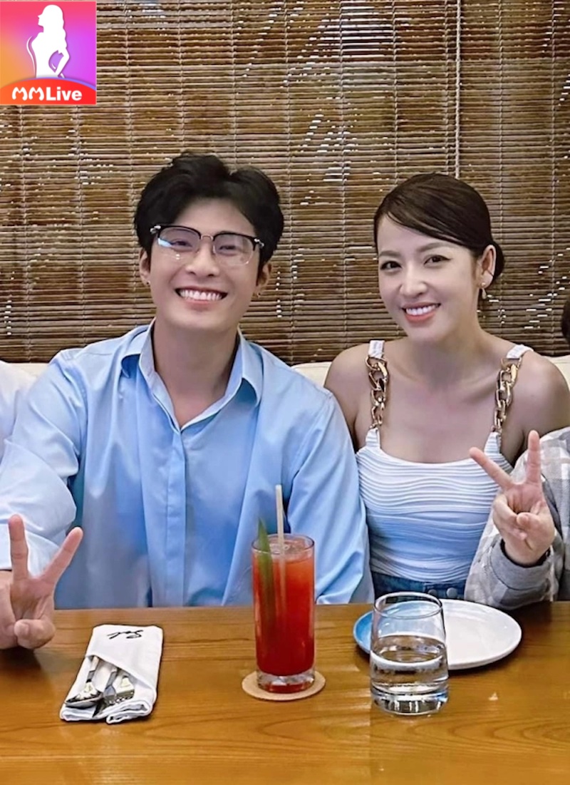 Puka ngồi cạnh Gin